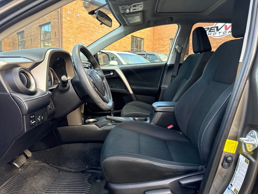 2014 Toyota RAV4 XLE - 23078738 - 9