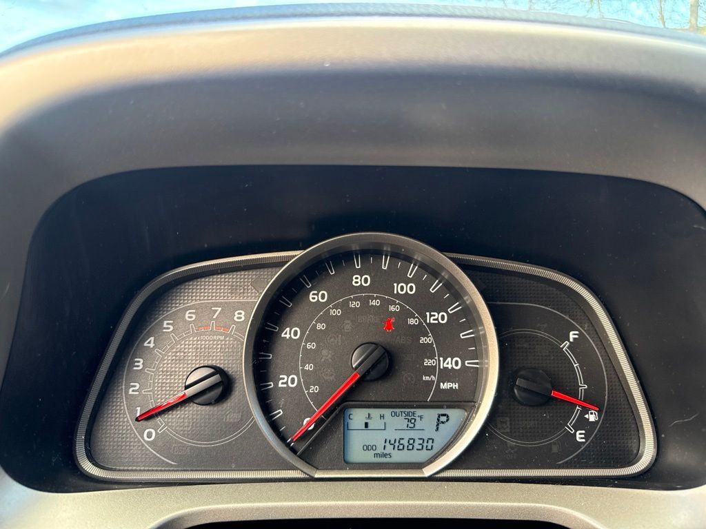 2014 Toyota RAV4 XLE - 23078738 - 11