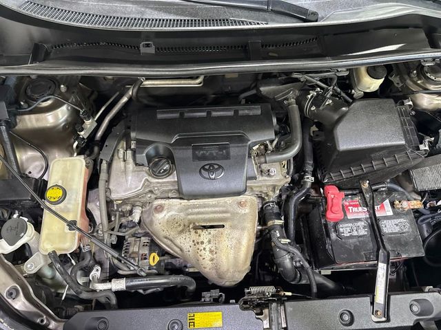 2014 Toyota RAV4 XLE - 23078738 - 32