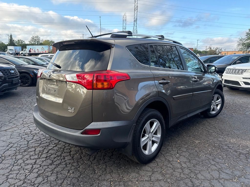 2014 Toyota RAV4 XLE - 23078738 - 6