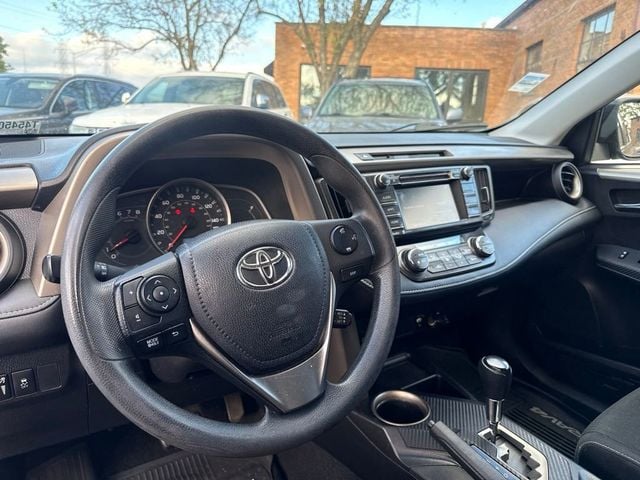 2014 Toyota RAV4 XLE - 23078738 - 8