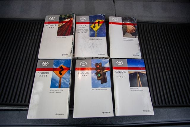 2014 Toyota Sequoia 4WD 5.7L FFV Limited - 22925878 - 43