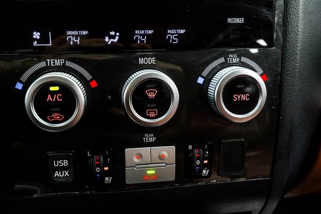 2014 Toyota Sequoia 4WD 5.7L FFV Platinum - 22986441 - 22