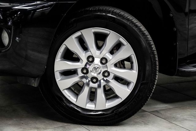 2014 Toyota Sequoia 4WD 5.7L FFV Platinum - 22986441 - 2