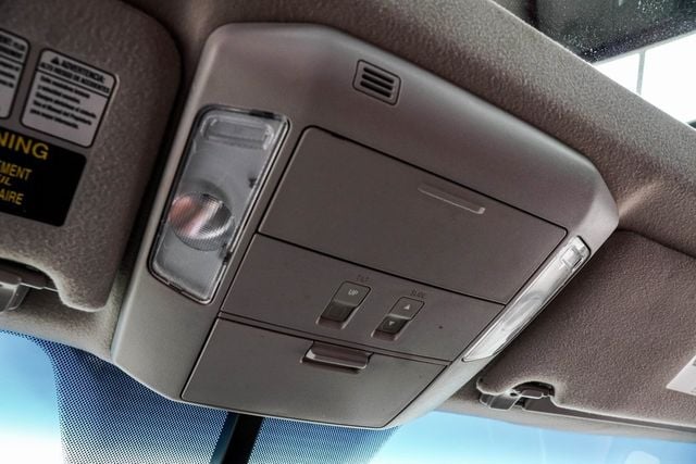 2014 Toyota Sequoia 4WD 5.7L FFV Platinum - 22986441 - 31