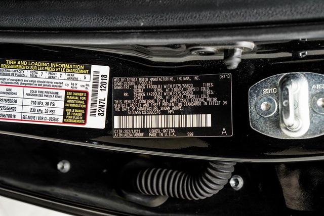 2014 Toyota Sequoia 4WD 5.7L FFV Platinum - 22986441 - 42