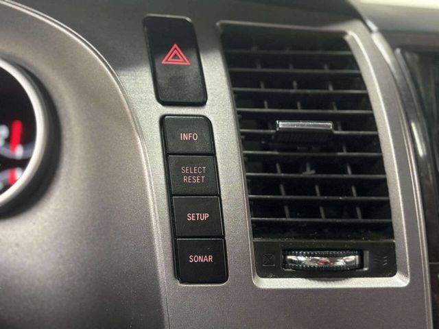 2014 Toyota Sequoia 4WD 5.7L FFV Platinum - 22987384 - 39