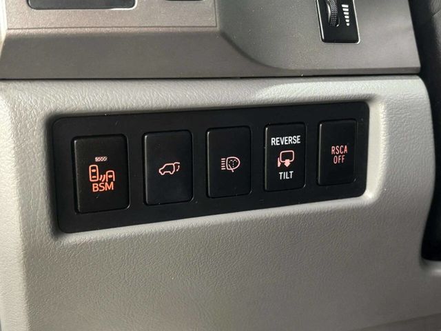 2014 Toyota Sequoia 4WD 5.7L FFV Platinum - 22987384 - 50