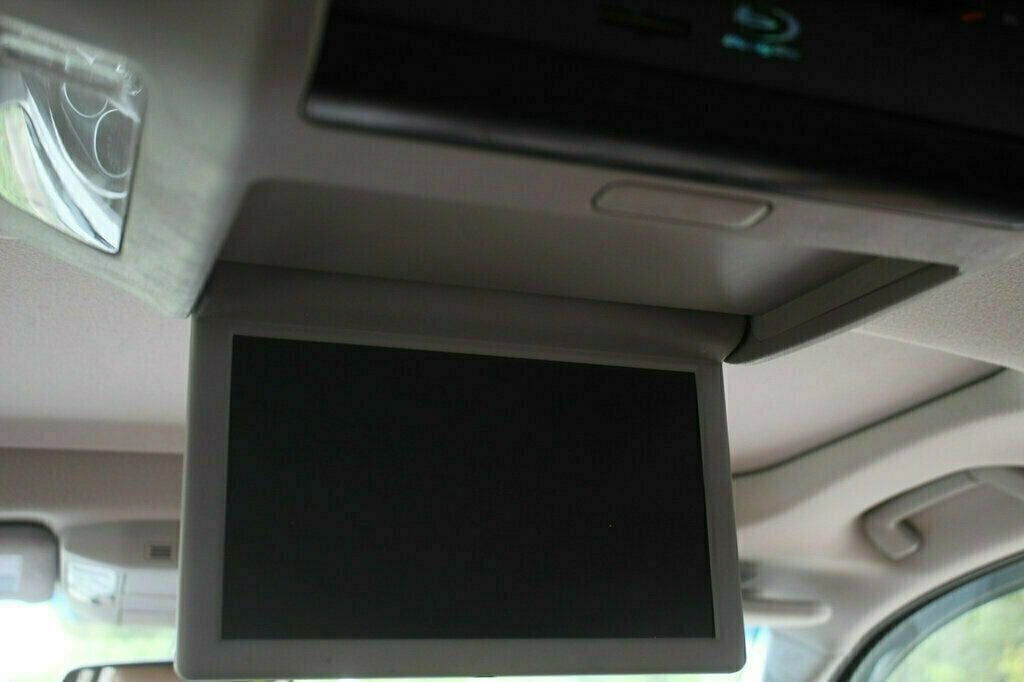 2014 Toyota Sequoia Platinum photo 10