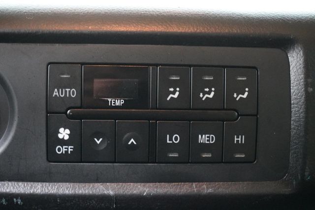 2014 Toyota Sequoia RWD 5.7L Limited - 22976121 - 10