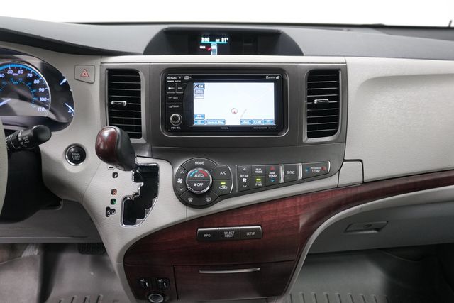 2014 Toyota Sienna  - 23006066 - 20