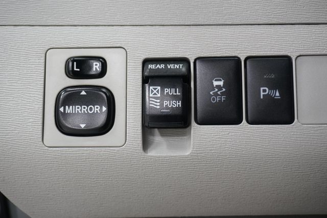 2014 Toyota Sienna  - 23006066 - 25