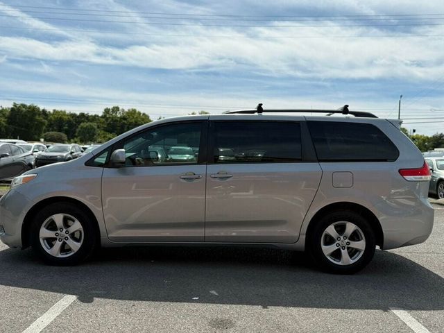 2014 Toyota Sienna  - 22962163 - 5