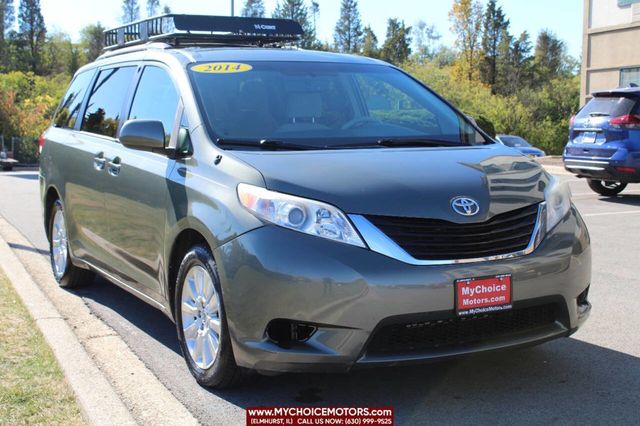 2014 Toyota Sienna 5dr 7-Passenger Van V6 LE AWD - 22645536 - 6