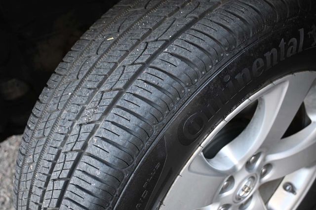 2014 Toyota Sienna 5dr 7-Passenger Van V6 LE FWD Mobility - 22940400 - 10