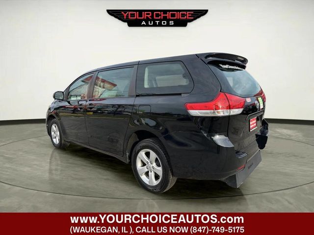 2014 Toyota Sienna 5dr 7-Passenger Van V6 L FWD - 23038738 - 3