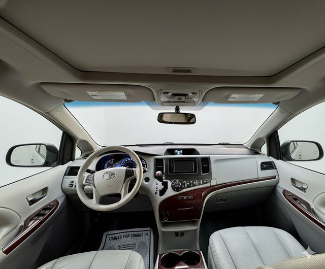 2014 Toyota Sienna 5dr 7-Passenger Van V6 Ltd FWD - 22945061 - 15