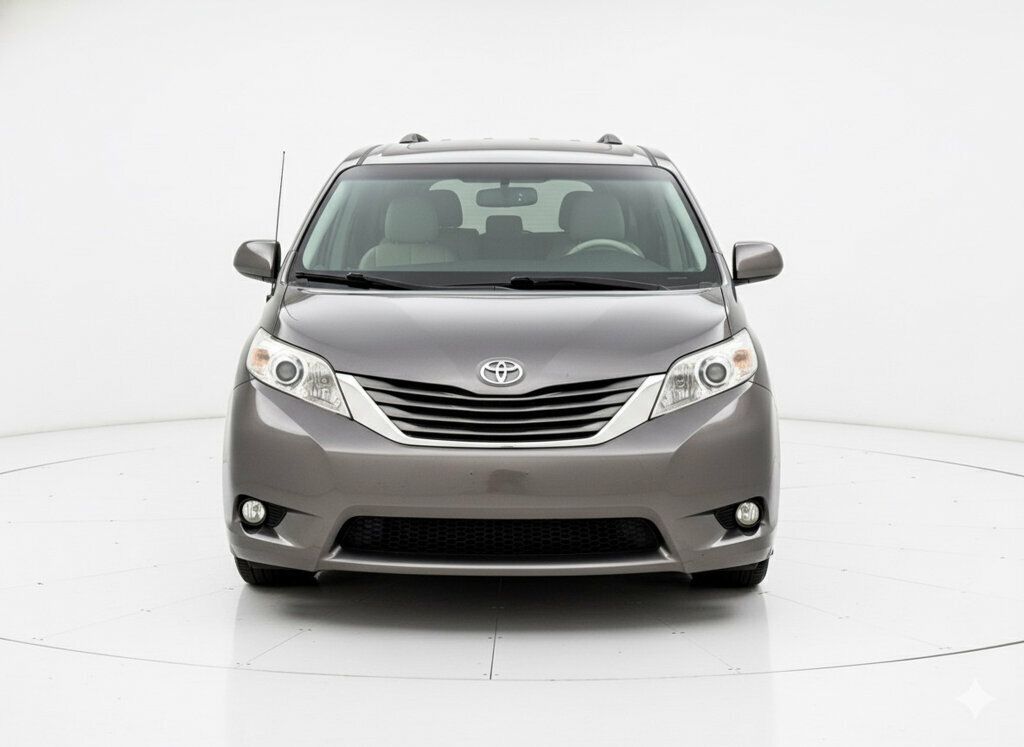 2014 Toyota Sienna 5dr 7-Passenger Van V6 Ltd FWD - 22945061 - 1