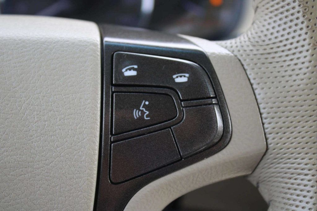 2014 Toyota Sienna 5dr 7-Passenger Van V6 XLE AWD - 22928590 - 23