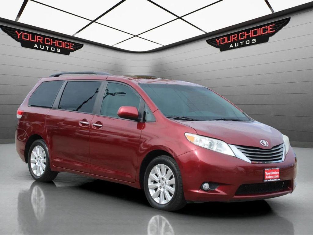 2014 Toyota Sienna 5dr 7-Passenger Van V6 XLE AWD - 22928590 - 2
