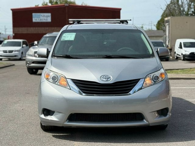 2014 Toyota Sienna 5dr 8-Passenger Van V6 LE FWD - 22885007 - 9
