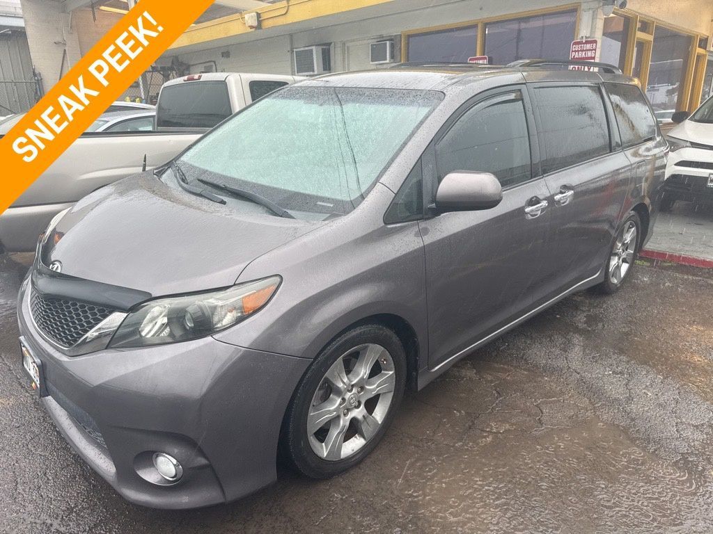 2014 Toyota Sienna 5dr 8-Passenger Van V6 SE FWD - 22999946 | Video 1
