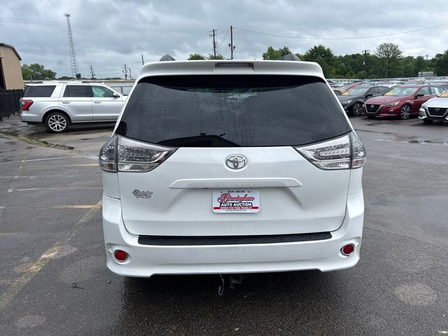 2014 Toyota Sienna 5dr 8-Passenger Van V6 SE FWD - 23031348 - 4