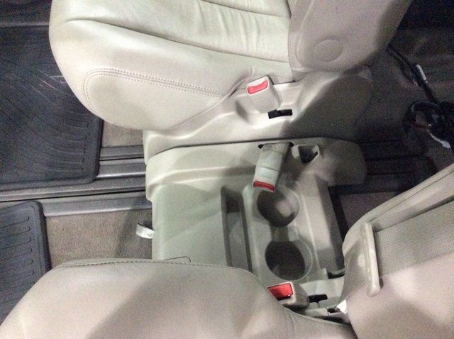 2014 Toyota Sienna 5dr 8-Passenger Van V6 XLE FWD - 22277456 - 25
