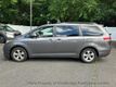 2014 Toyota Sienna LE - 23054729 - 4