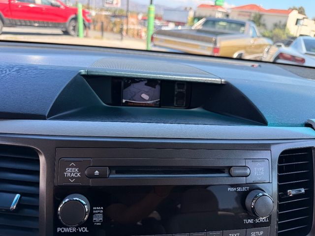 2014 Toyota Sienna LE - 22922269 - 24