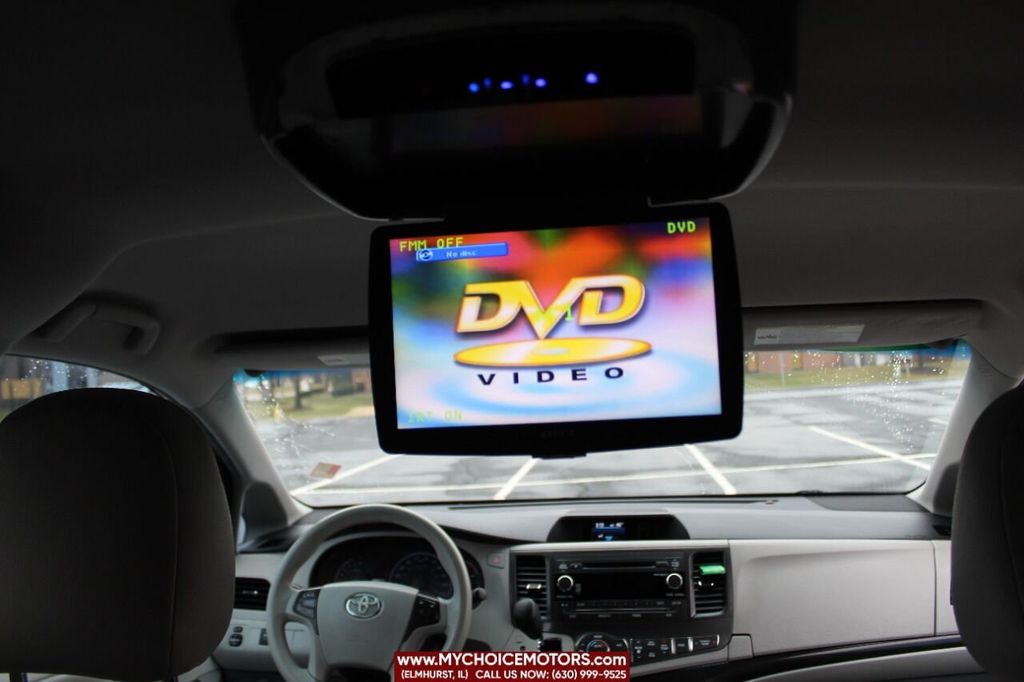 2014 Toyota Sienna LE 7 Passenger Auto Access Seat 4dr Mini Van - 22256733 - 17