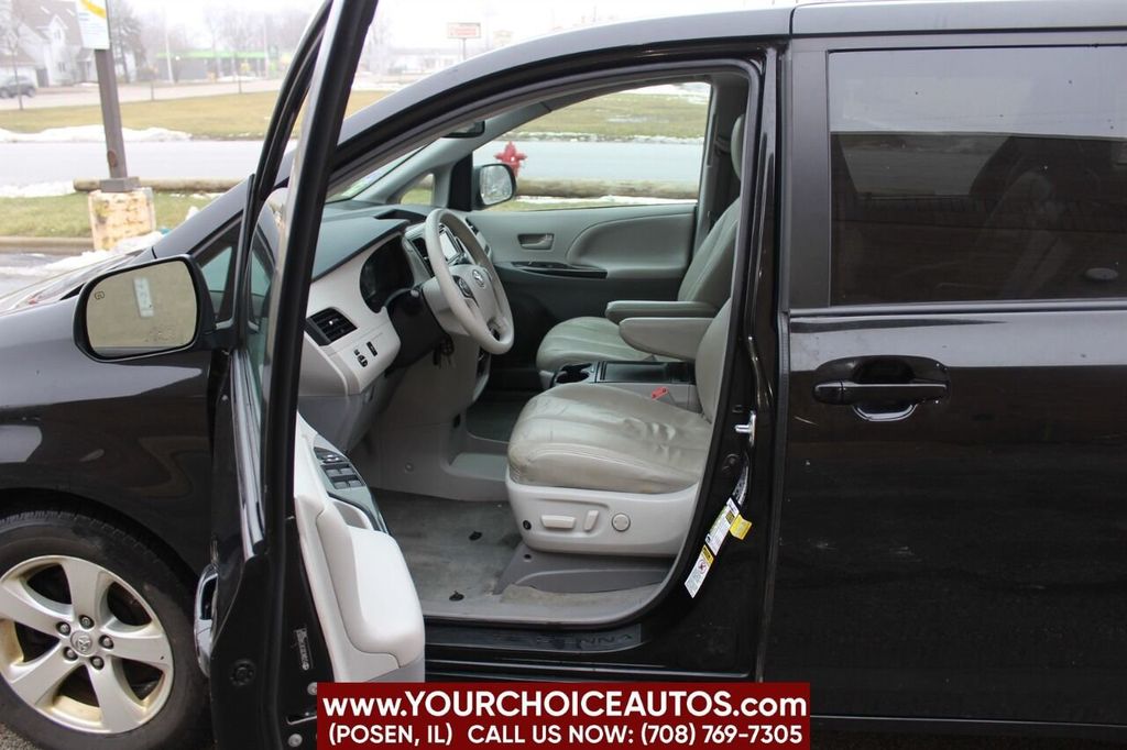 2014 Toyota Sienna LE 7 Passenger Auto Access Seat 4dr Mini Van - 22297412 - 8