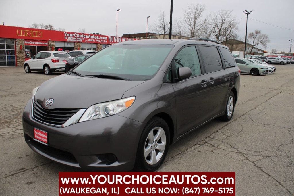 2014 Toyota Sienna LE 8 Passenger 4dr Mini Van - 22705249 - 0