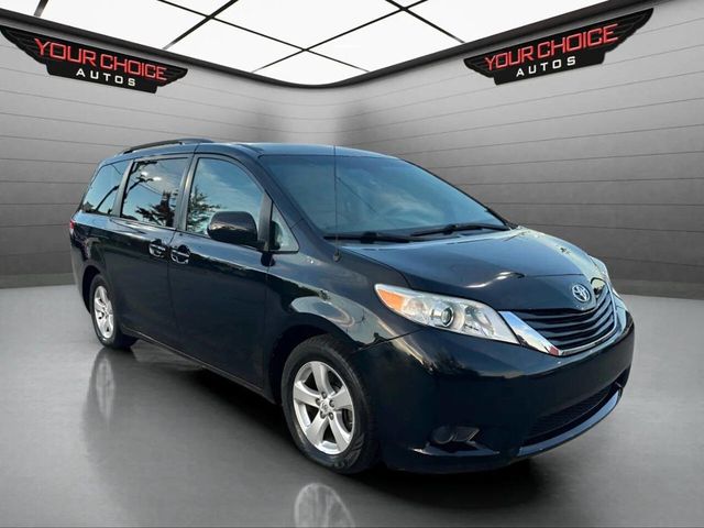 2014 Toyota Sienna LE 8 Passenger 4dr Mini Van - 22937886 - 6
