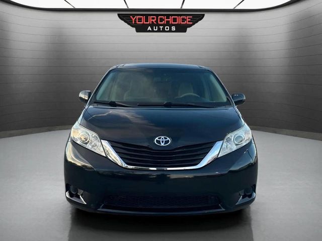 2014 Toyota Sienna LE 8 Passenger 4dr Mini Van - 22937886 - 7