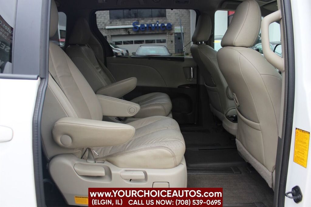 2014 Toyota Sienna Limited 7 Passenger AWD 4dr Mini Van - 22263702 - 16