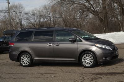 2014 Toyota Sienna