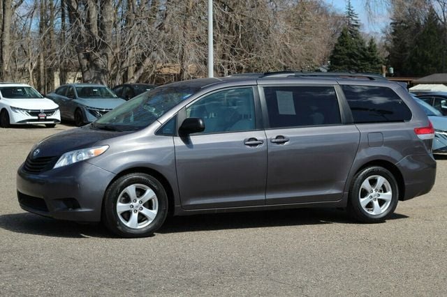 2014 Toyota Sienna ONE OWNER LE  - 22986061 - 17