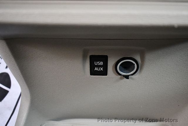 2014 Toyota Sienna XLE - 22690196 - 35