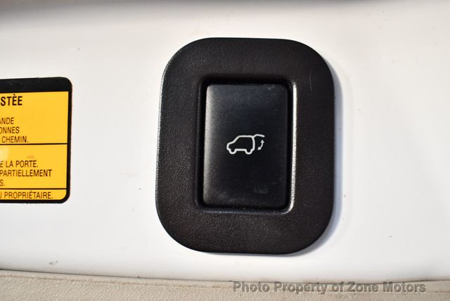 2014 Toyota Sienna XLE - 22690196 - 39