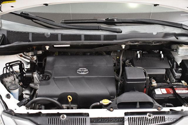 2014 Toyota Sienna XLE - 22690196 - 44