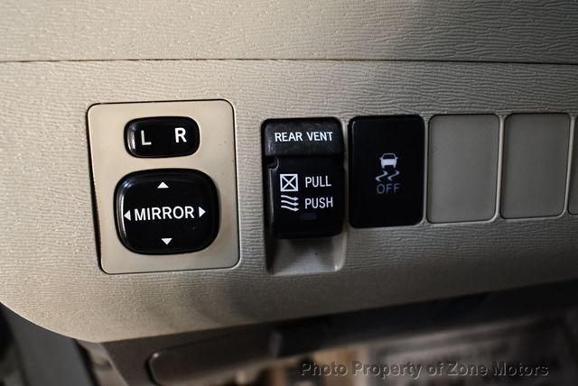 2014 Toyota Sienna XLE - 22690196 - 8