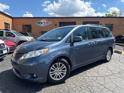 2014 Toyota Sienna