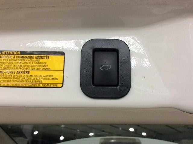 2014 Toyota Sienna XLE - 22277456 - 29