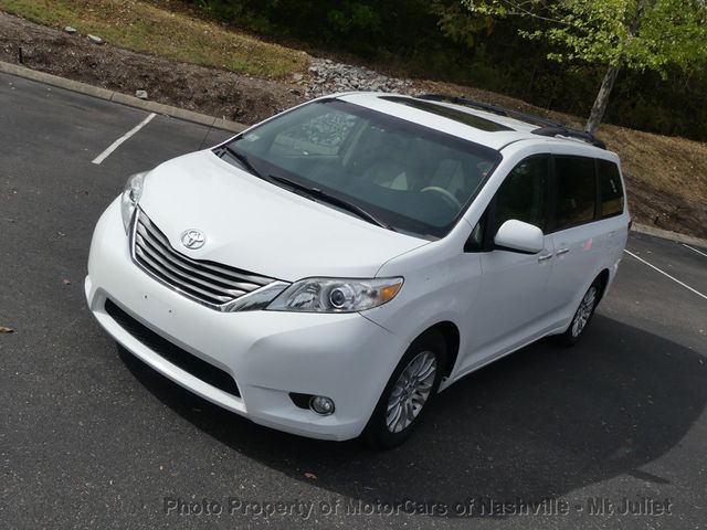 2014 Toyota Sienna XLE - 23079013 - 14