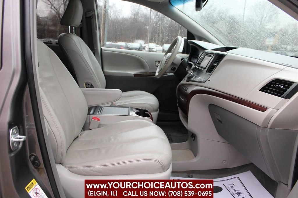 2014 Toyota Sienna XLE 7 Passenger Auto Access Seat 4dr Mini Van - 22246115 - 17