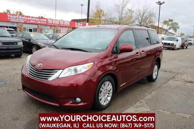 2014 Toyota Sienna XLE 7 Passenger Auto Access Seat 4dr Mini Van - 22658682 - 1