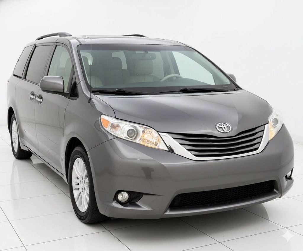 2014 Toyota Sienna XLE 7 Passenger Auto Access Seat 4dr Mini Van - 22947280 - 7