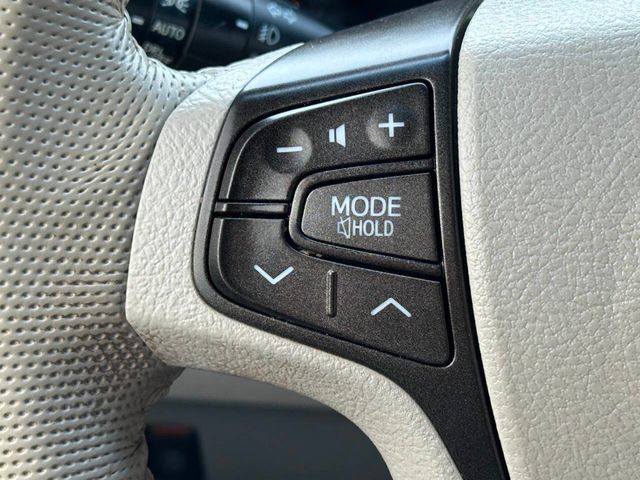 2014 Toyota Sienna XLE 8 Passenger 4dr Mini Van - 22947852 - 37