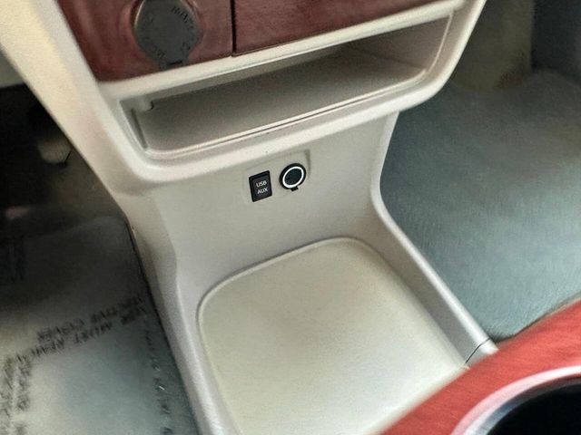 2014 Toyota Sienna XLE 8 Passenger 4dr Mini Van - 22947852 - 49